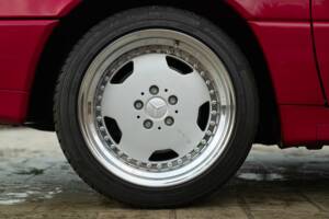 Immagine 20/50 di Mercedes-Benz SL 600 (1994)