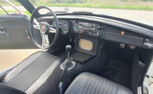 Afbeelding 27/33 van MG MGB GT (1971)
