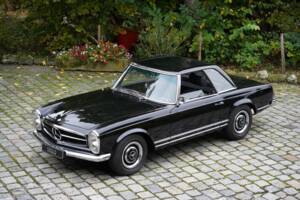 Image 1/12 de Mercedes-Benz 230 SL (1964)