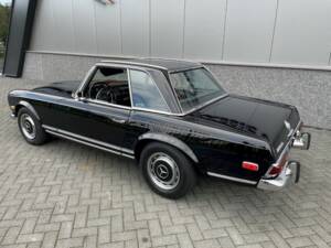 Bild 10/36 von Mercedes-Benz 280 SL (1968)