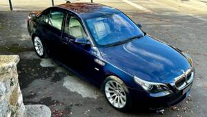 Bild 3/16 von BMW M5 (2005)
