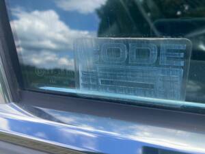 Image 36/43 of Mercedes-Benz 300 SE (1990)