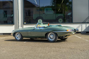 Bild 4/33 von Jaguar E-Type 4.2 (1967)