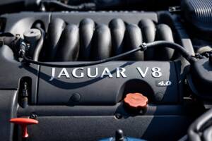 Immagine 42/42 di Jaguar XK8 4.0 (2001)