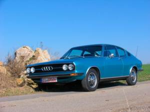 Image 1/6 de Audi 100 Coupe S (1976)