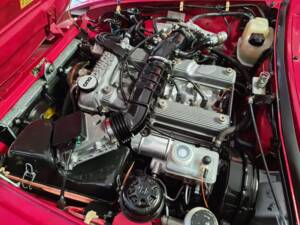 Immagine 10/17 di Alfa Romeo 2.0 Spider (1992)