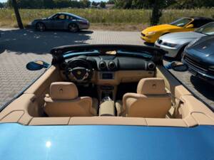 Immagine 8/42 di Ferrari California (2011)