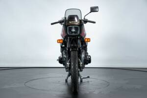 Image 3/50 de Suzuki GSX 1100 ES (1988)