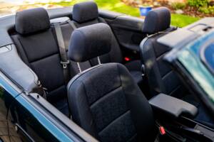 Image 42/49 of BMW 328i (1998)