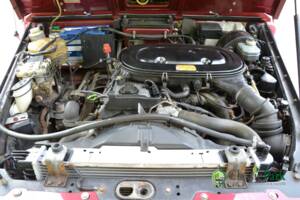 Image 39/49 de Mercedes-Benz 230 GE (SWB) (1993)