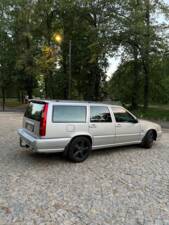 Bild 22/34 von Volvo V70 R AWD (1998)