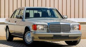 Image 1/21 of Mercedes-Benz 500 SEL (1990)