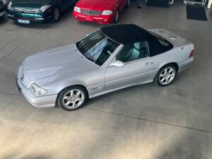 Afbeelding 2/60 van Mercedes-Benz SL 500 &quot;Silver Arrow&quot; (2002)