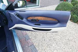 Image 44/50 of Aston Martin DB 7 Vantage Volante (2000)