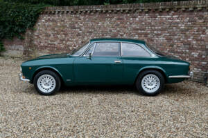 Image 34/50 of Alfa Romeo 2000 GTV (1973)