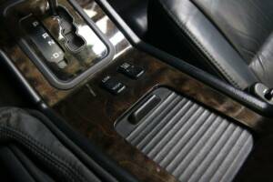 Imagen 28/50 de Mercedes-Benz G 500 (SWB) (2006)