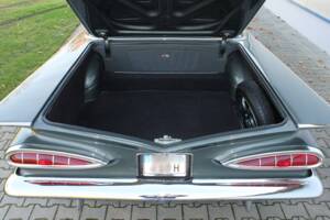 Bild 14/39 von Chevrolet Impala Sport Coupe (1959)