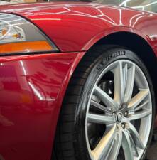 Image 11/14 of Jaguar XKR (2008)