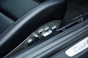 Bild 35/52 von Porsche 911 Turbo S (2017)