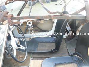 Image 11/14 of Alfa Romeo Giulia 1600 Spider (1964)