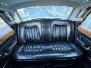 Image 9/21 of Rolls-Royce Silver Shadow I (1968)