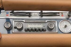 Bild 17/27 von Mercedes-Benz 280 SL (1969)