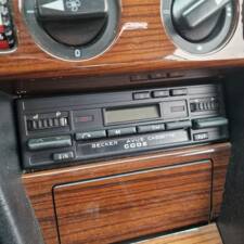 Immagine 27/162 di Mercedes-Benz 230 CE (1989)