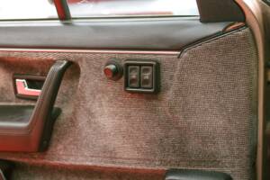 Afbeelding 32/37 van Volkswagen Passat 2.0 (1987)