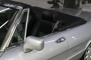 Bild 24/33 von Alfa Romeo 2.0 Spider (1993)