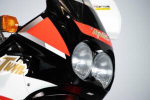 Bild 25/50 von Honda DUMMY (1991)