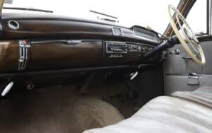 Immagine 21/34 di Mercedes-Benz 220 S (1957)