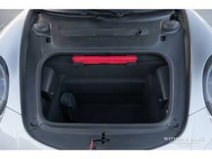 Image 38/38 of Porsche 911 Carrera GTS (2017)