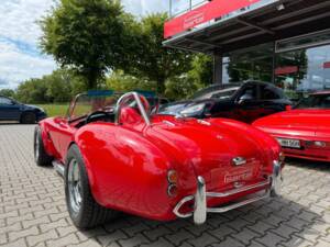 Immagine 7/22 di AC Cobra 289 (1990)