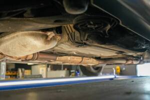 Image 37/41 of Mercedes-Benz 560 SEC (1990)