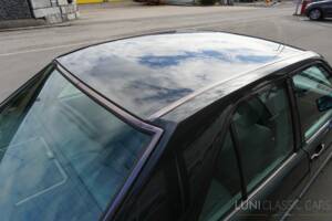 Immagine 27/47 di Mercedes-Benz 190 E 2.3 (1992)