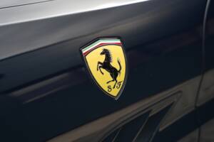 Image 43/50 de Ferrari California (2012)