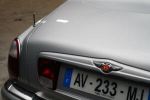 Image 24/50 of Bentley Arnage R (2004)