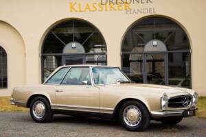 Image 22/56 de Mercedes-Benz 280 SL (1970)