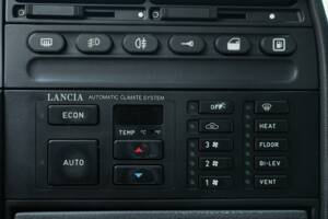 Imagen 27/40 de Lancia Thema 6V (1985)