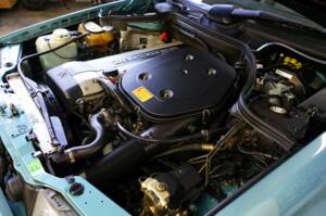 Afbeelding 38/50 van Mercedes-Benz 300 CE-24 (1993)