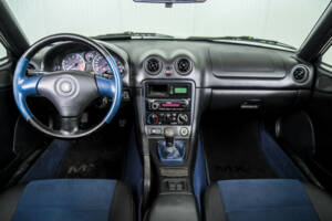 Imagen 25/50 de Mazda MX-5 1.8 (1999)