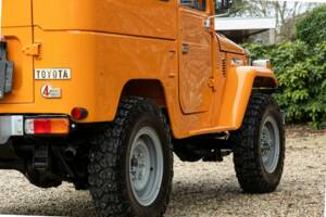 Image 19/50 of Toyota Land Cruiser FJ 40 (1980)