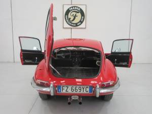 Afbeelding 28/30 van Jaguar E-Type 4.2 (1966)