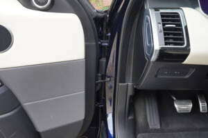 Image 12/50 of Land Rover Range Rover Sport P400e PHEV (2020)