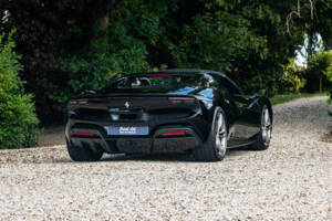 Immagine 10/15 di Ferrari 296 GTS (2024)