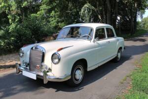 Image 2/52 of Mercedes-Benz 219 (1959)
