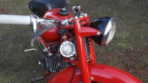 Immagine 29/41 di Moto Guzzi Motoleggera 65 (1952)