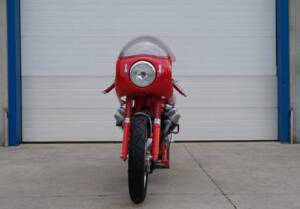 Image 20/44 of Moto Guzzi DUMMY (1972)