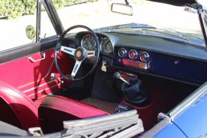 Image 12/27 of Alfa Romeo 1600 Spider Duetto (1966)
