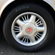 Bild 42/50 von Bentley Continental R (1996)
